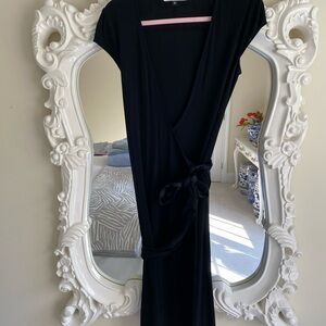 Diane von Furstenburg Wrap Dress - 6
